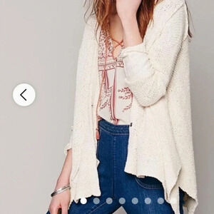 Free people shark bite hem cardigan sweater ivory medium oversized cozy knit